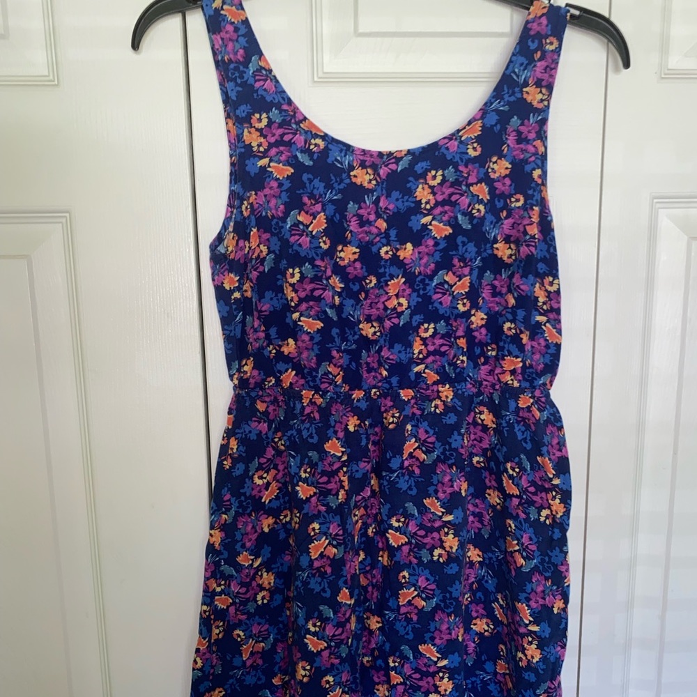 Forever 21 / floral mini dress, tie back